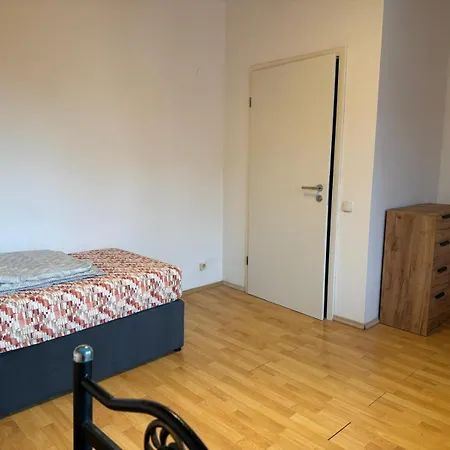 Spacious Near Center *